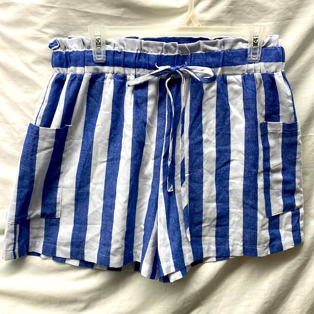Cotton Bleu 2 pocket lined drawstring shorts ladies sz L 3/21/4